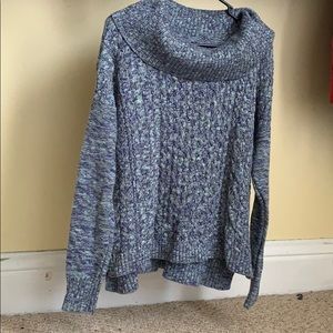 American Eagle Turtle Neck Sweater